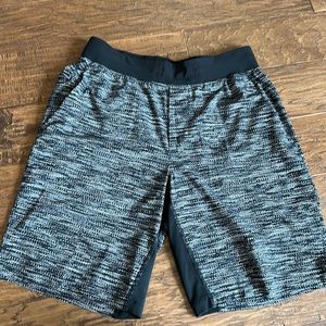 Lululemon Men's THE SHORT - Size Medium - 9" Inseam